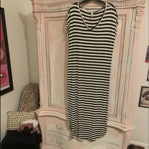 EUC super long oversized striped maxi dress small
